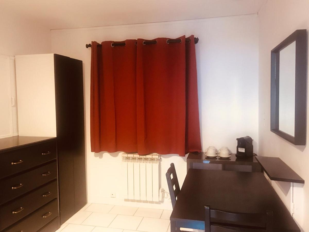Maison De Longde-Appartement Avec 2 Chambres Villejuif Dış mekan fotoğraf