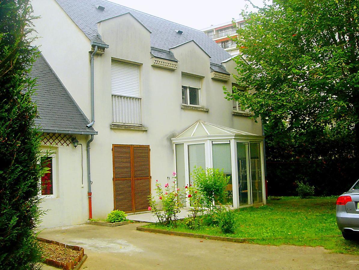 Maison De Longde-Appartement Avec 2 Chambres Villejuif Dış mekan fotoğraf