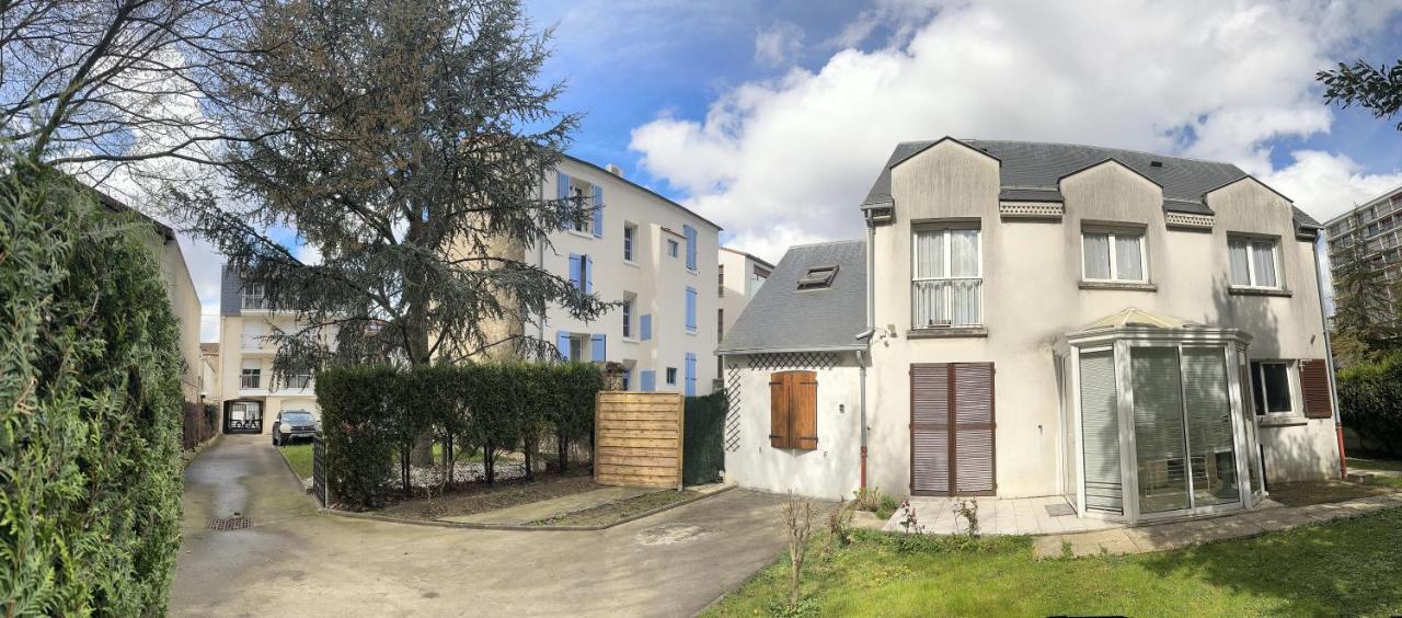 Maison De Longde-Appartement Avec 2 Chambres Villejuif Dış mekan fotoğraf